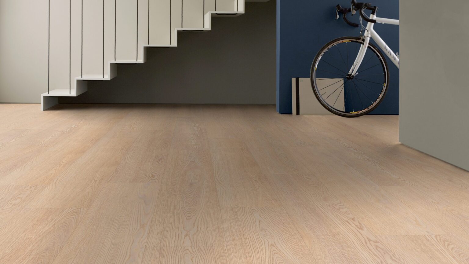 Tarimas de madera natural con componente ecológico en Chamberí
